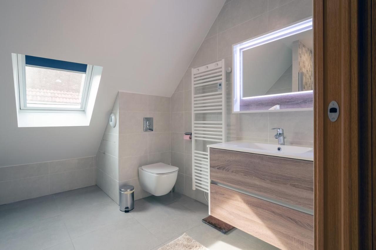 La Villa Lombardi En Champagne, Avec Piscine Privee Et Jacuzzi Les Riceys Екстер'єр фото