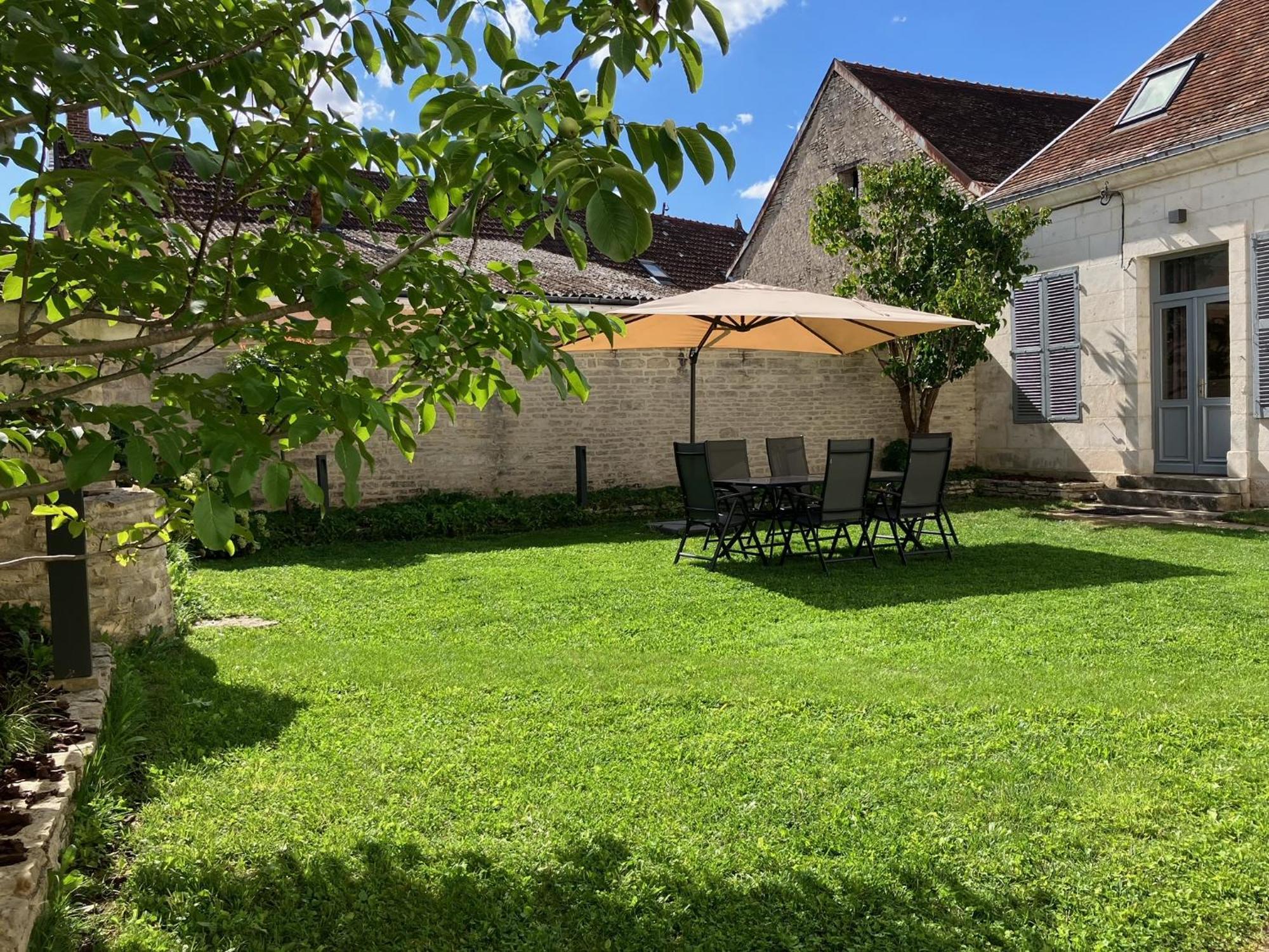 La Villa Lombardi En Champagne, Avec Piscine Privee Et Jacuzzi Les Riceys Екстер'єр фото